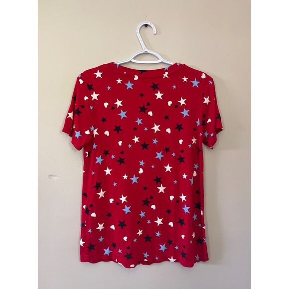 No Boundaries Juniors Medium Star Pattern V-Neck Red Short Sleeve Shirt America - Picture 2 of 4